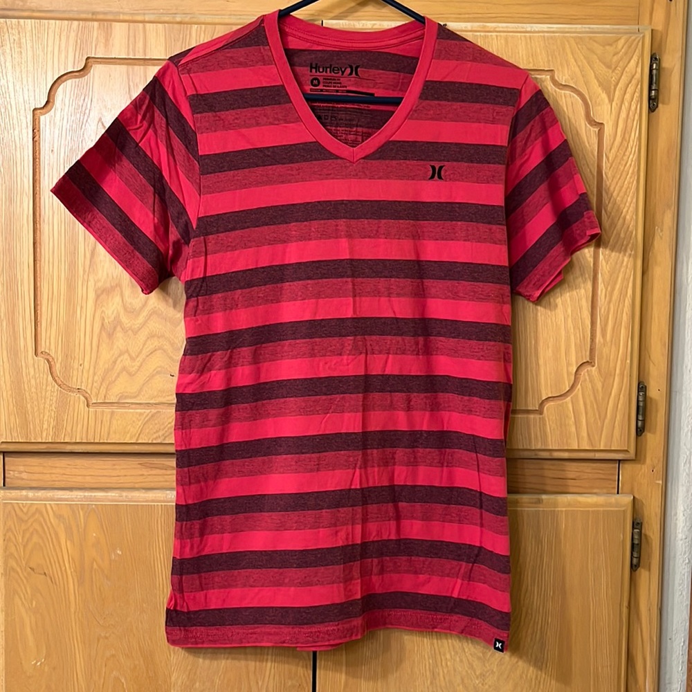 Hurley striped t-shirt size Medium